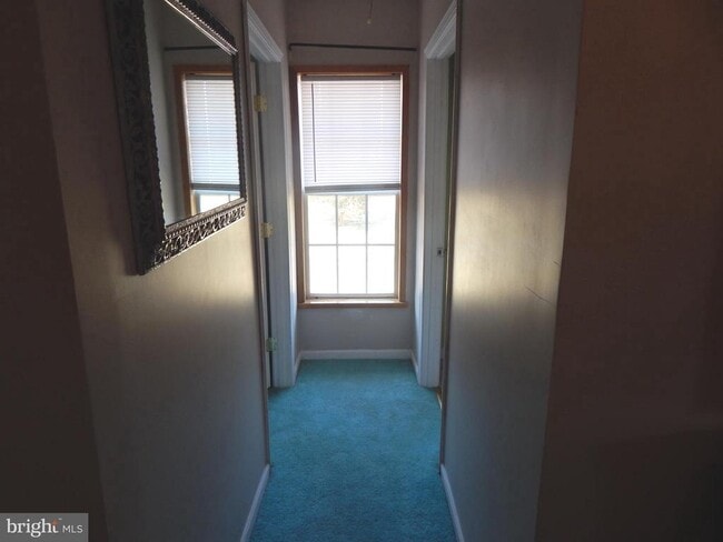 Building Photo - 2553 Warm Springs Rd