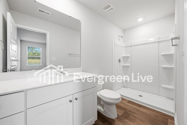 Building Photo - 1302 Willow Oaks Wy