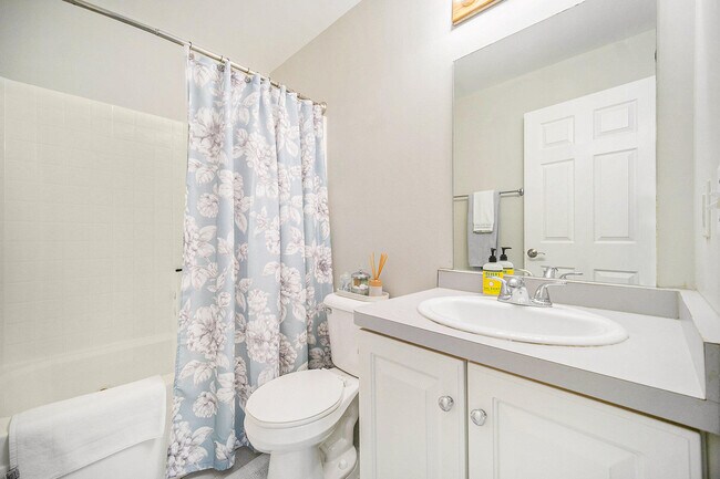 Building Photo - 2765 Barclay Way