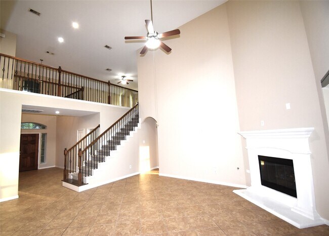 Building Photo - 51 S Greenprint Cir