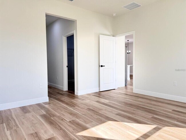 Building Photo - 2336 SW 168th Loop