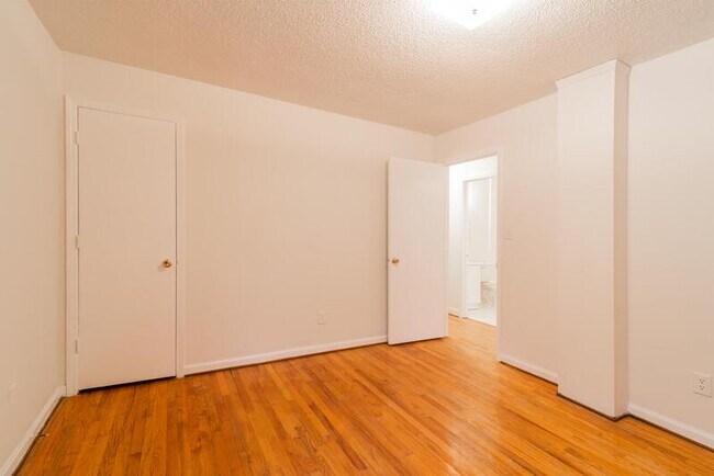 Building Photo - 1314 Boone St