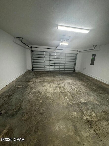 Building Photo - 8432 Dreams Float Ct