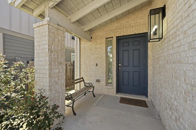 Building Photo - 11906 Dispatch Wy