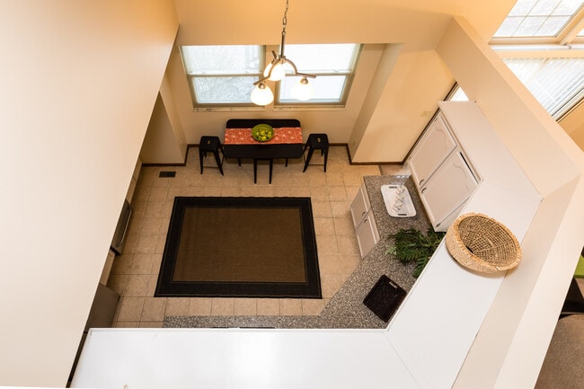 Building Photo - 4112 Loughmoor Dr