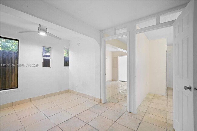 Building Photo - 2270 NE 135th Terrace