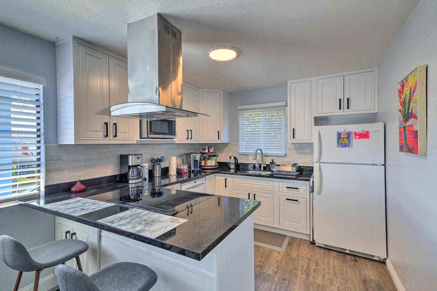 Building Photo - 434 Larkin St