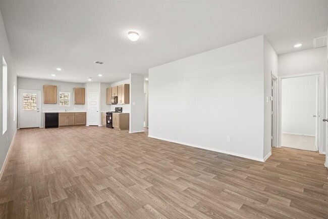 Building Photo - 11905 Murano Dr
