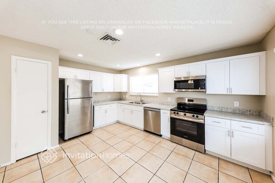 Building Photo - 7350 W Maryland Ave