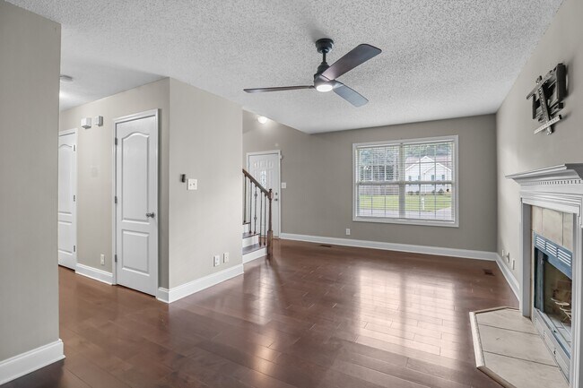 Building Photo - 3795 McAllister Dr