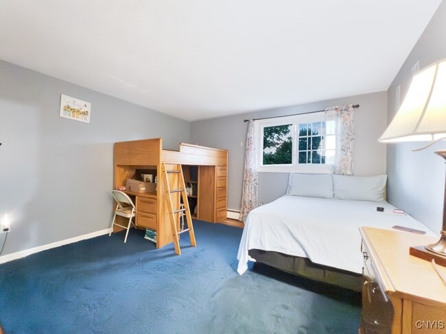 Building Photo - 7189 Coventry Rd N