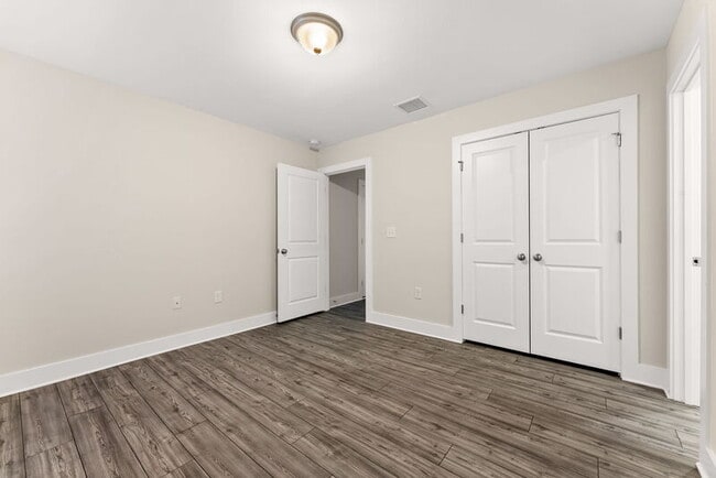 Building Photo - 227 Morning Crk Wy