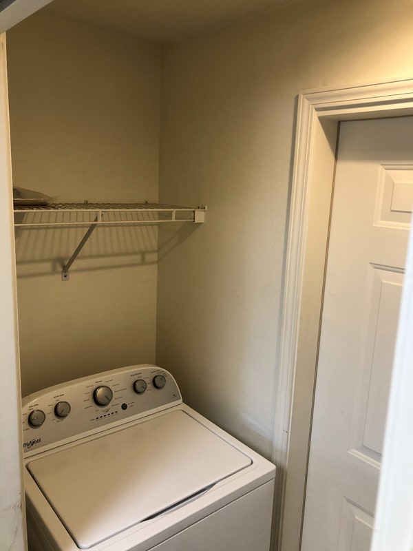 Building Photo - 550 NE Negus Loop