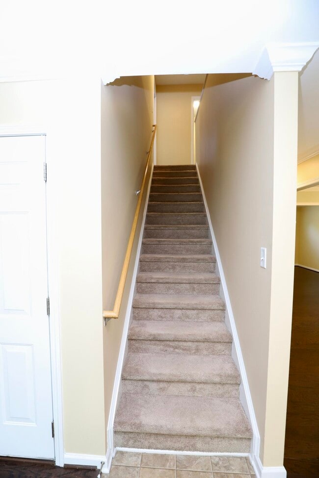 Building Photo - 1761 Nicholas Dr