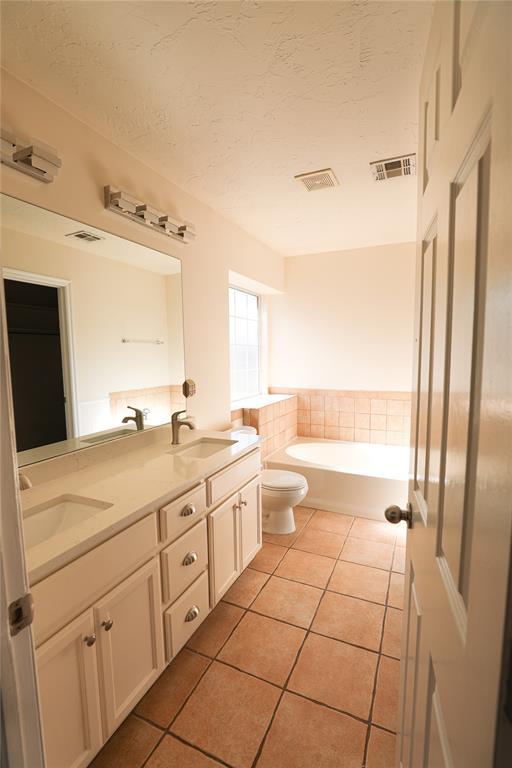 Building Photo - 1920 NW 173rd St