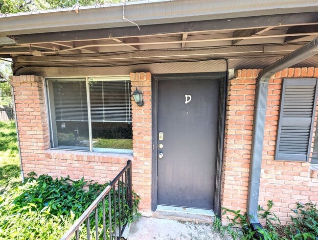 Primary Photo - Amazing four-plex unit ready for immediate...
