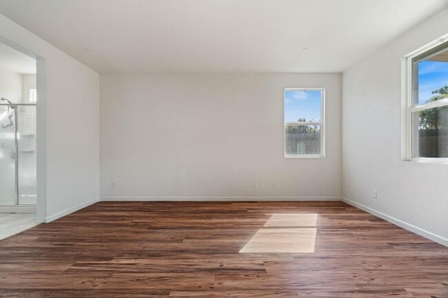 Building Photo - 3760 Orbison Ln
