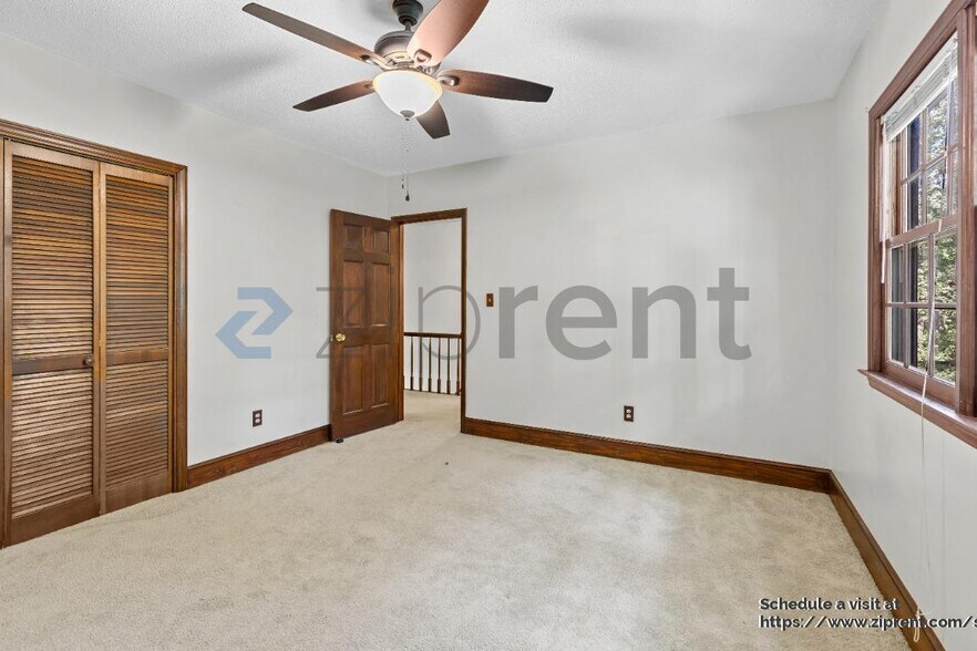 Building Photo - 9430 Nuggett Hill Pl
