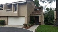 Building Photo - Impeccable end-unit La Mancha townhome in Mission Viejo