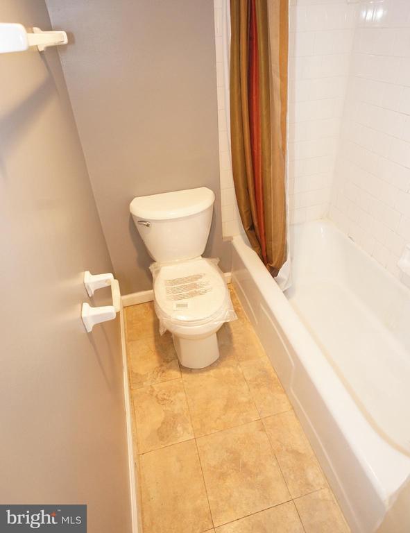 Building Photo - 1754 Corcoran St NW