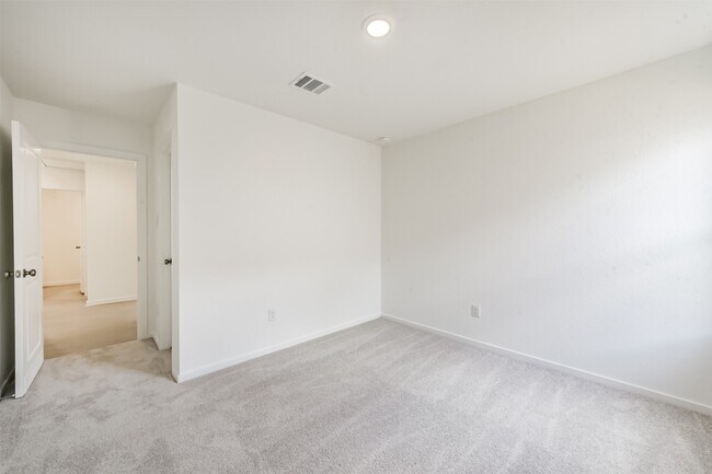 Building Photo - 710 Zuppino Ln