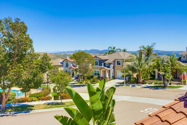 Building Photo - Beautiful 5 bedroom home in highly desired Carlsbad neighborhood