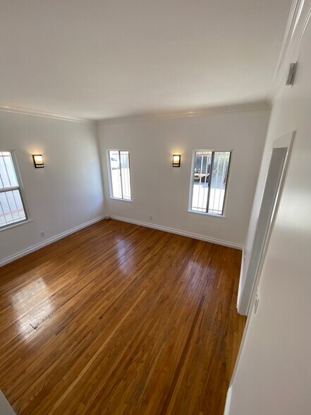 Building Photo - 6519 Orange St