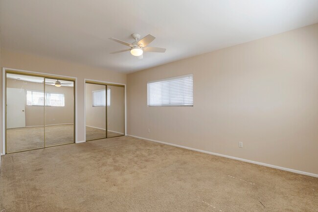 #1 Bedroom - 2516 Voorhees Ave