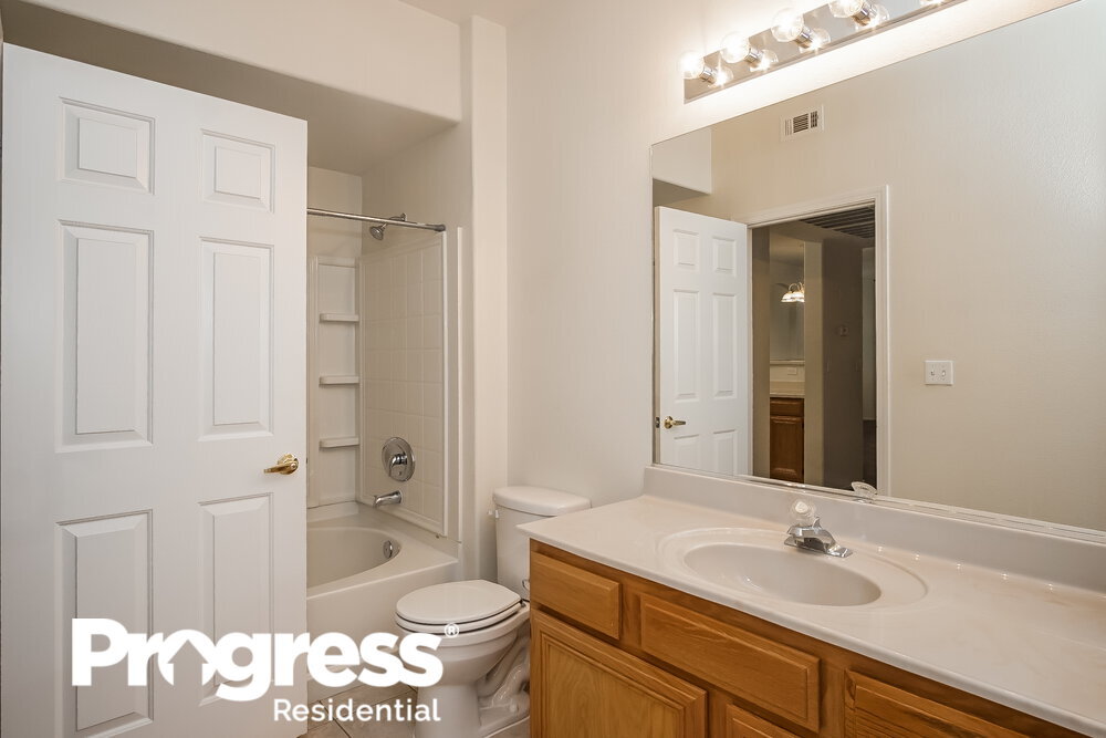 Building Photo - 7131 S Durango Dr