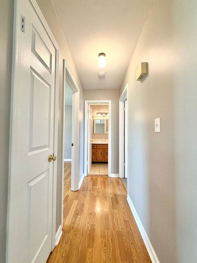 Building Photo - 3411 Polly Dr