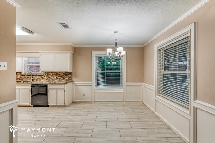 Building Photo - 152 Bastrop St