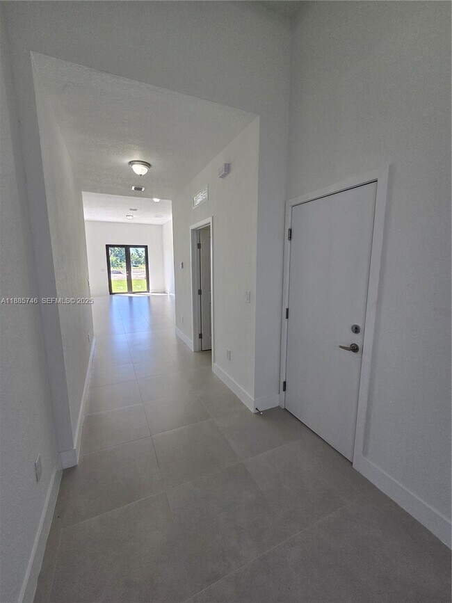 Building Photo - 19534 SW 324th St