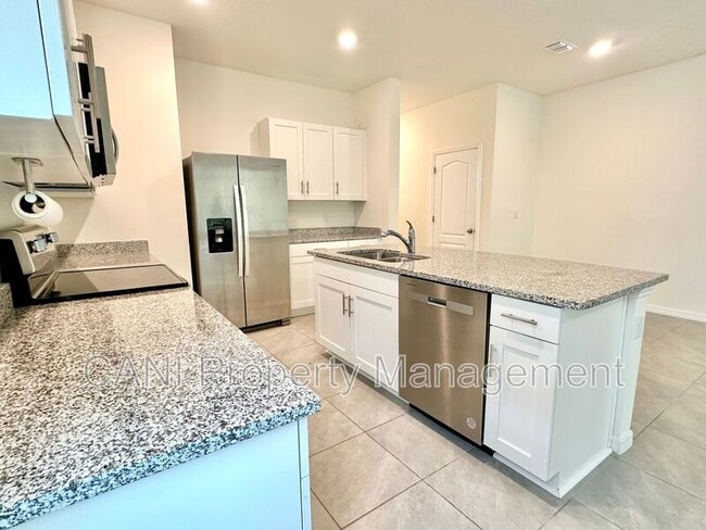 Building Photo - 230 Reena Dr