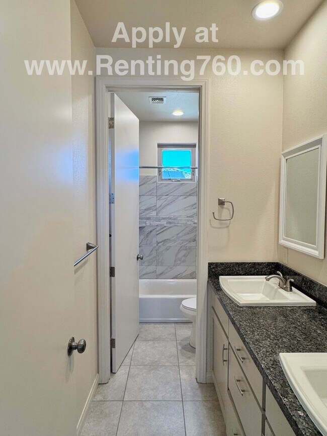 Building Photo - Incredible 4 Bed 3 Bath Home In Sage Estates!!!