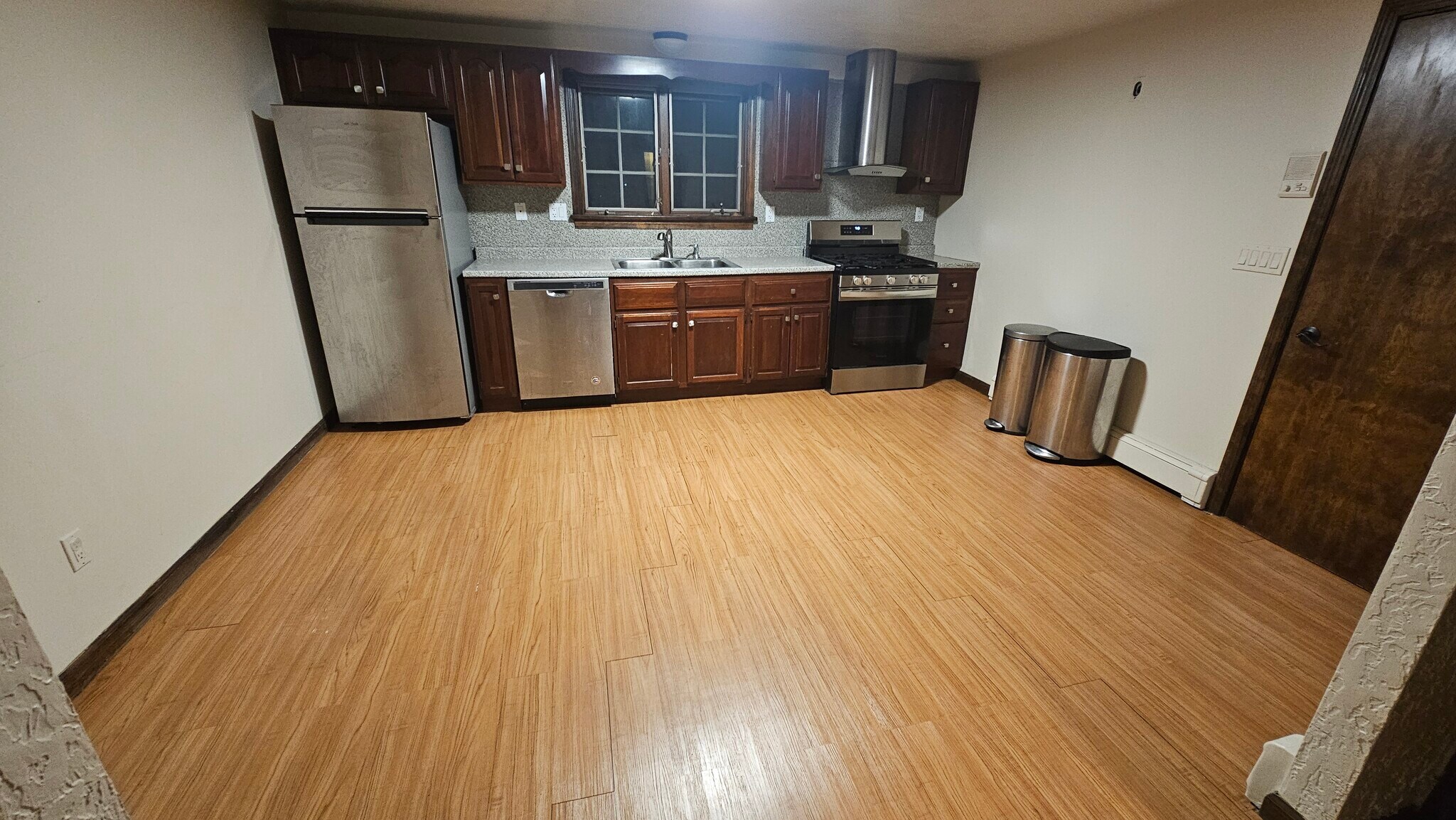 Kitchen - 800 Plainfield St