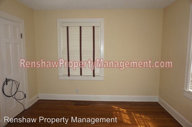 Building Photo - 2 br, 1 bath House - 645 S. Goodlett St.