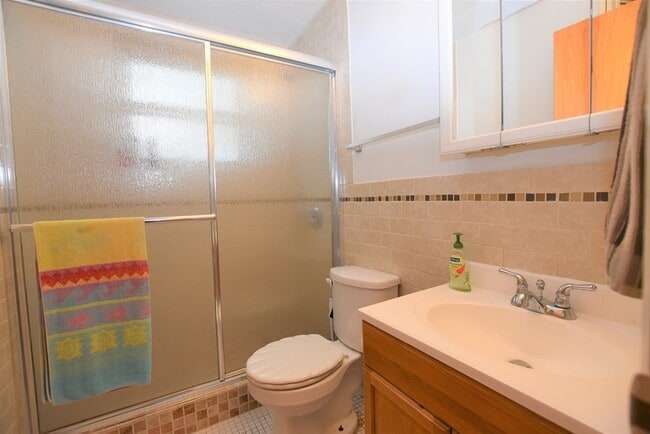 Building Photo - 33 Cogswell Ave