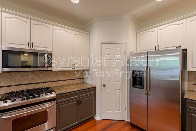 Building Photo - 4108 Sun Spirit Dr