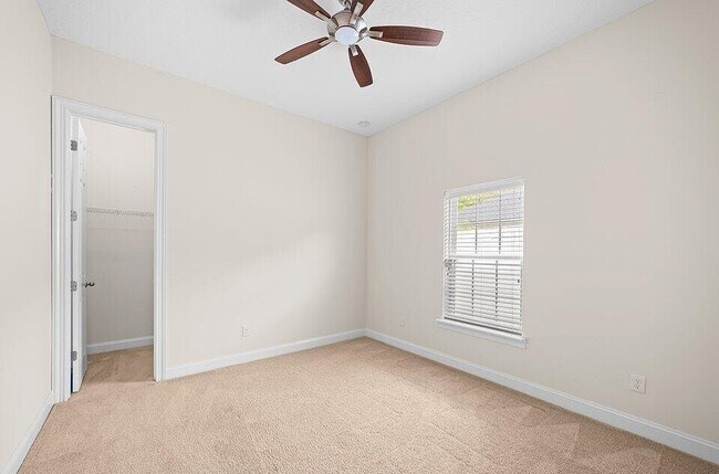 Building Photo - 79665 Plummer's Creek Dr