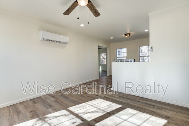 Building Photo - 2516 2nd St