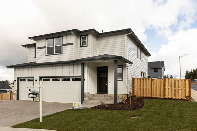 Building Photo - Modern 4-Bed, 2.5-Bath Home with Garage & ...