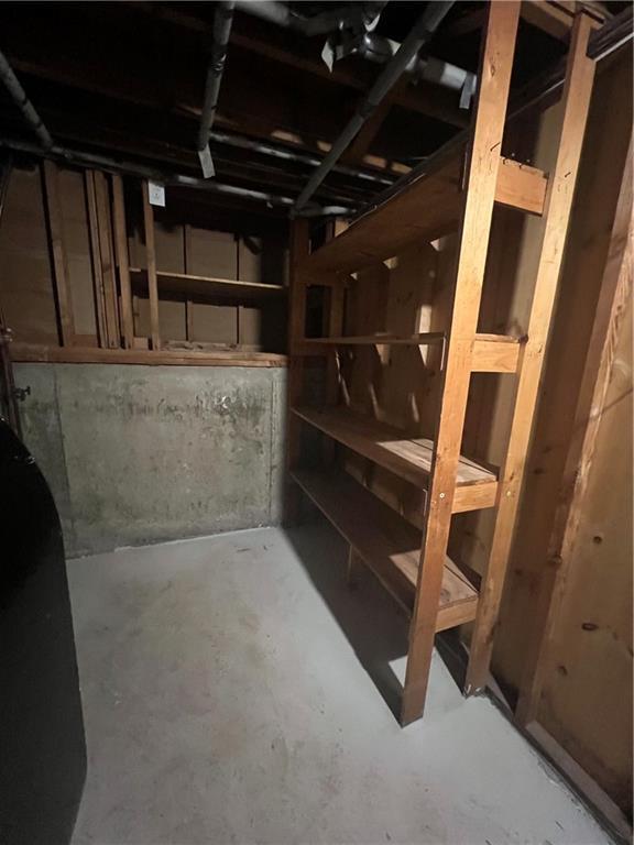 Building Photo - 143 Greenmeadow Cir