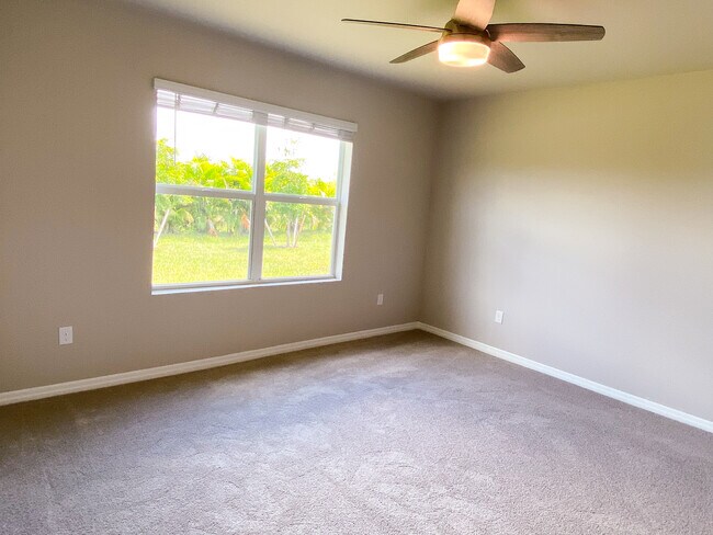 Building Photo - 2864 Coral Cir