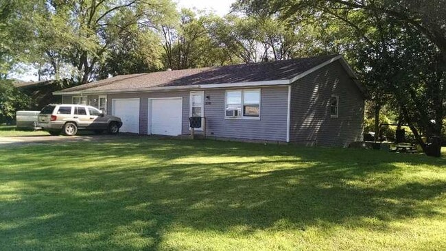 Building Photo - 3321 Miller St