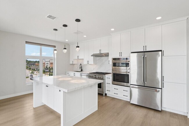 Building Photo - 18 Artisan Dr