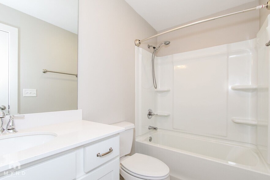 Building Photo - 15534 Tide Water Ct