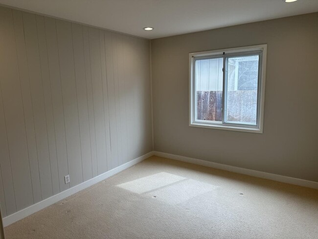 Building Photo - 1736 Brooks St