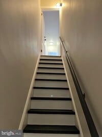 Building Photo - 339 Chestnut St