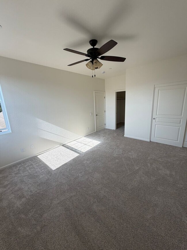 Building Photo - 1609 Barolo Pl