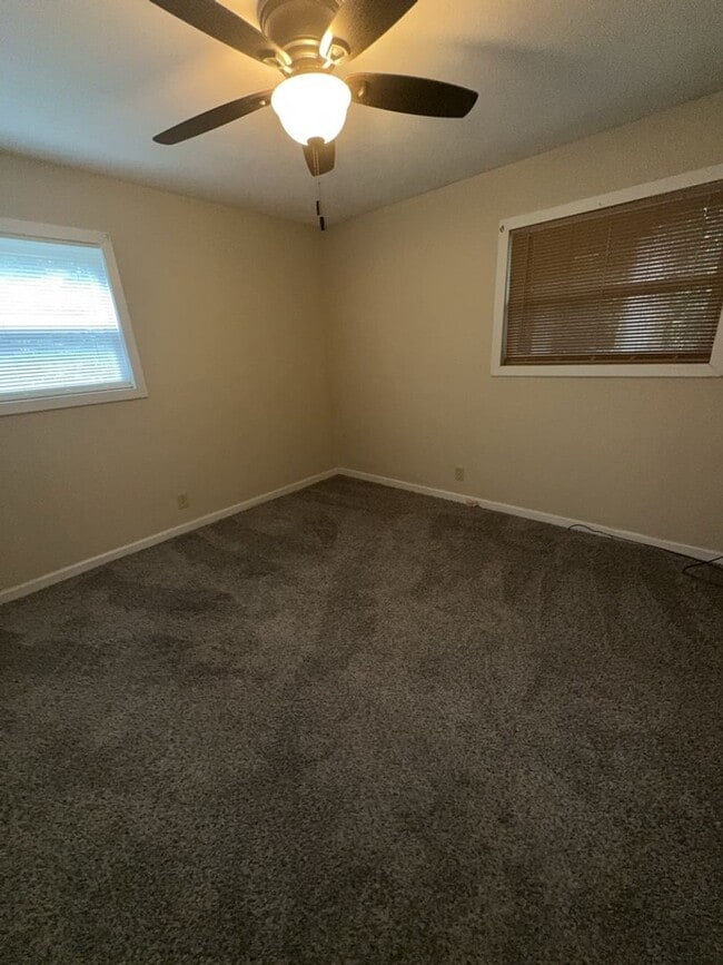 Building Photo - 4720 Wellborn Dr